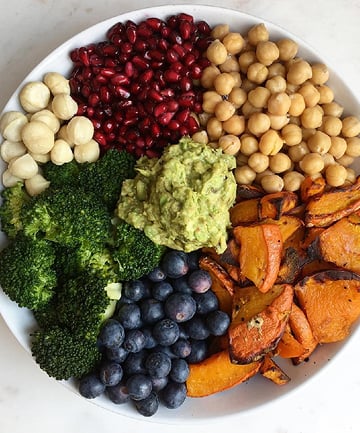 Broccoli, Blueberries, Pomegranate, Chickpeas, Roasted Pumpkin and Avocado Lunch Bowl