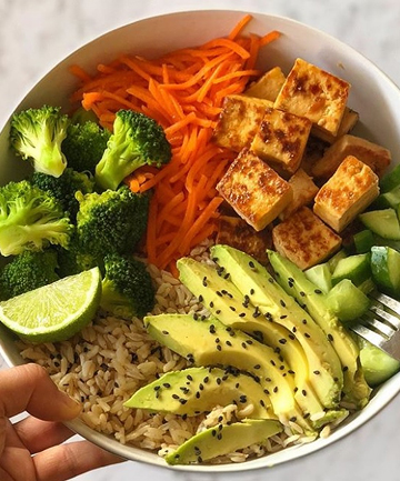 https://images.totalbeauty.com/content/photos/best-buddha-bowl-lunch-bowls-lunch-bowl-recipes-intro.jpg