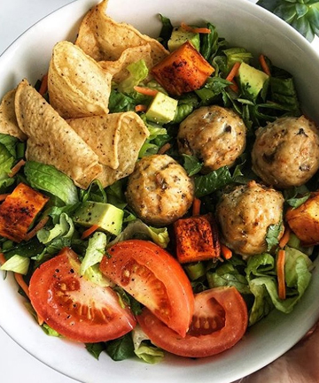 https://images.totalbeauty.com/content/photos/best-buddha-bowl-lunch-bowls-lunch-bowl-recipes-loaded-paleo-chicken-meatball-salad-bowl.jpg