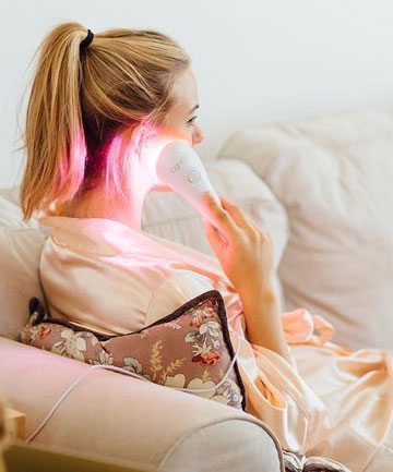 How Blue Light Therapy Works