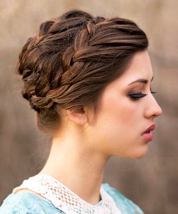 Cute braided hairstyles to rock this season : Pull through braid boho  hairstyle