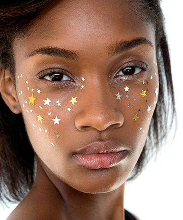 Makeup Looks That Are Festive And Chic