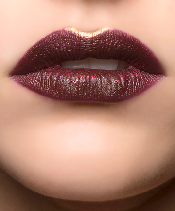 5. Wear Glitter for Fuller Lips