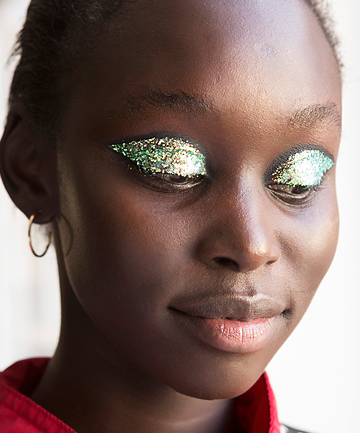 Runway Beauty Trend: Glitter Eye Makeup
