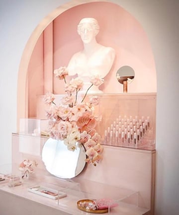 SHOP: Glossier Showroom