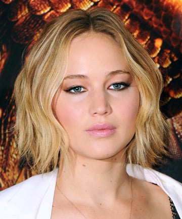 Brush Back 80s Hair Trend - Jennifer Lawrence