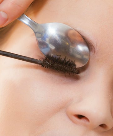 Curl Your Lashes with a Spoon