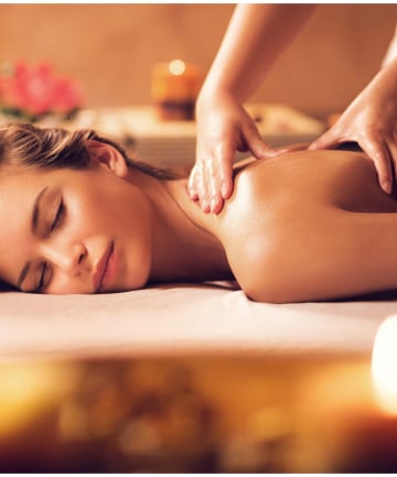 8 Things Your Masseuse Doesnt Want You to Know pic