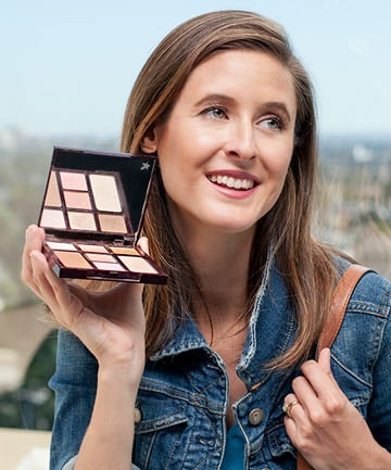 The Travel-Friendly Palette That Saves Major Time 