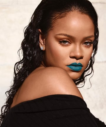 7 Teal Lipstick Must-Haves for Summer