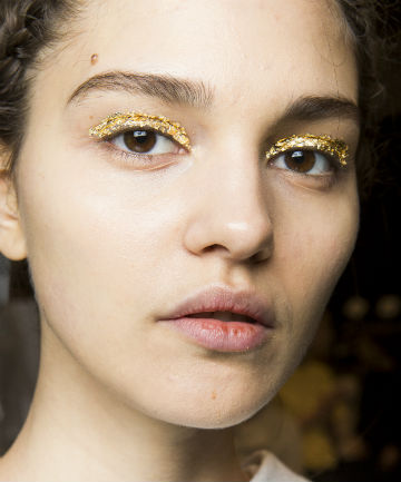 9 Colorful Makeup Ideas Worth Stealing From the Fall 2018 Runway