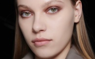 Frosted Eyeshadow Is Summer's Hottest Makeup Trend