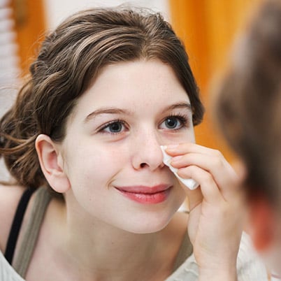 24 Game-Changing Beauty Hacks That'll Speed Up Your Morning Routine