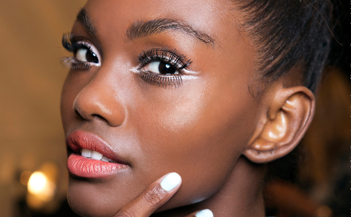 7 Top-Reviewed Lash Serums to Try Once Your Lash Extensions Fall Off