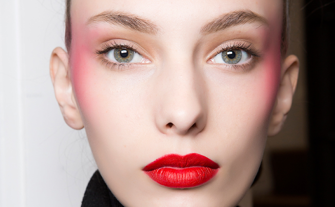 The Right Red for Warm-Toned Olive Skin, The Best (and Worst) Red