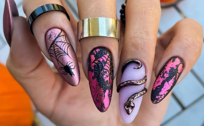 Summon the Unseen With These Stylish Halloween Nail Designs