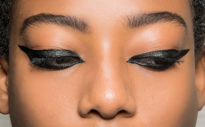 Dramatic Eye Makeup Is Back: Here Are Products to the Look