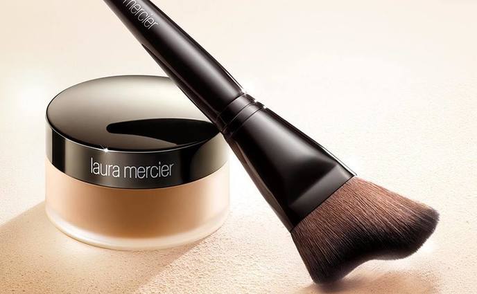Laura Mercier Just Created a Glowy Version of Its Cult-Favorite Powder