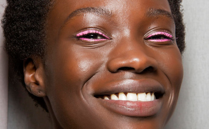 These Ultra-Lightweight Undereye Concealers NEVER Settle Into Fine Lines