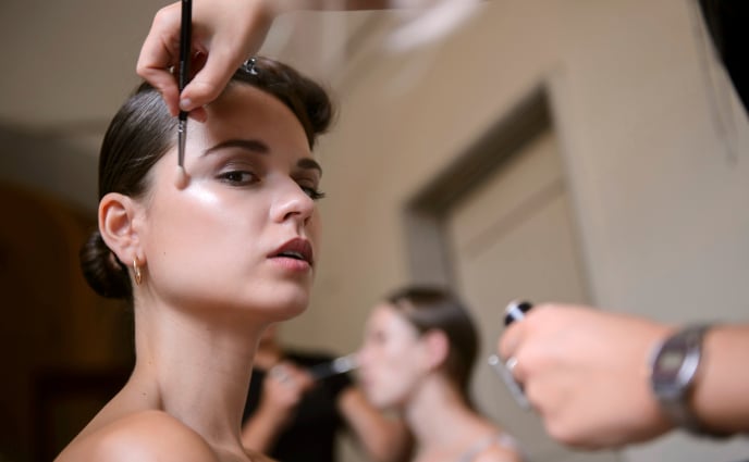 The Exact Order to Apply Your Makeup In, According to a Makeup Artist