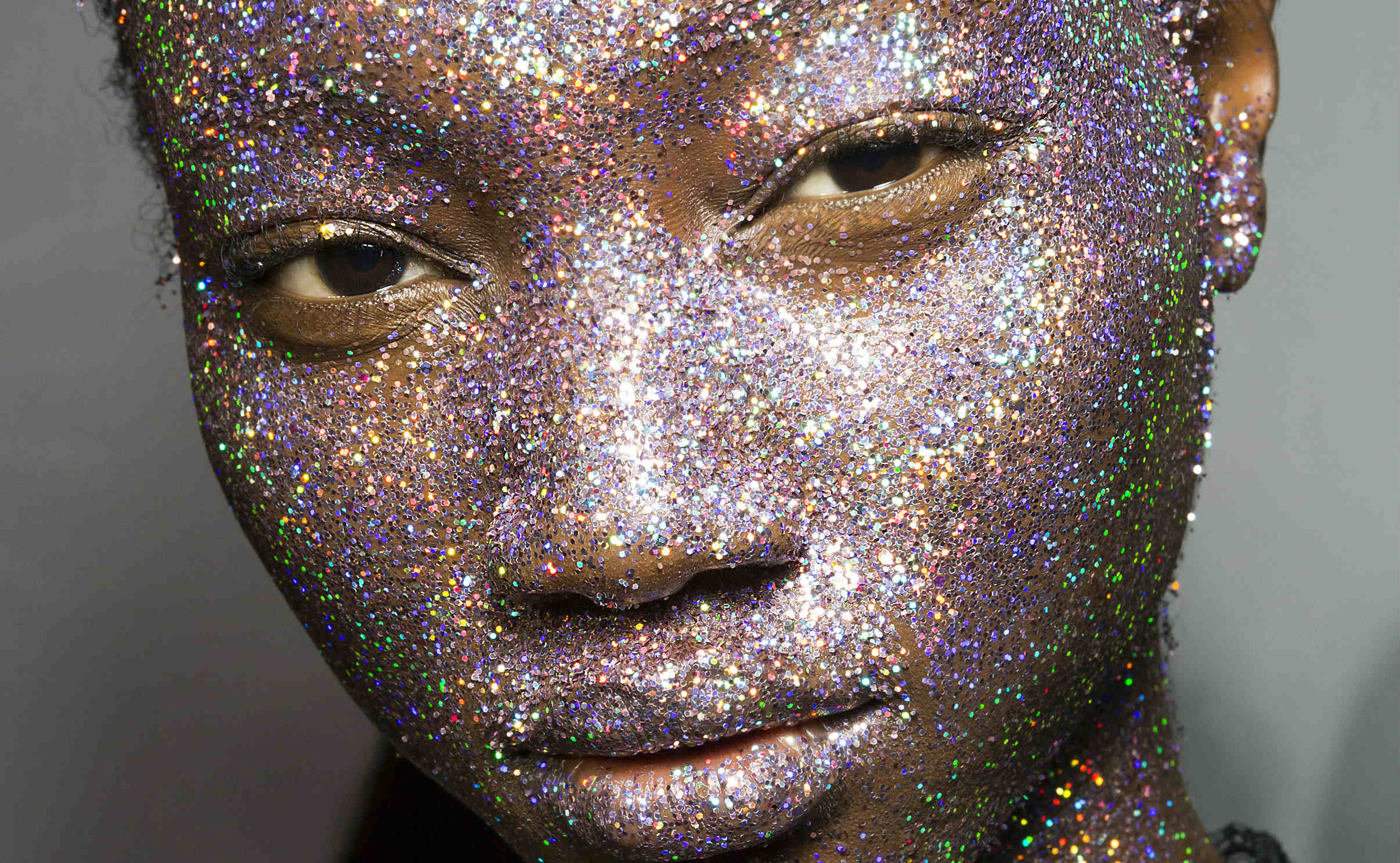 These 21 Shimmer Products Will Guarantee the Most Glittery Holiday Season Yet