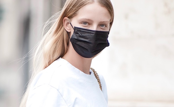 Everything You Need to Know About Wearing a Face Mask and Sunscreen
