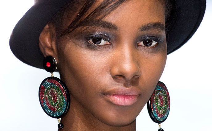 8 Beauty Comebacks From the 90s (and How to Wear Them Now)