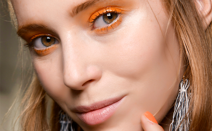These 9 Vitamin C Serums Are Total Holy Grails, According to Derms
