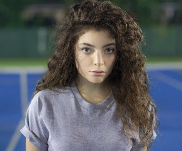 Want to Know What Lorde Uses on Her Curly Locks?