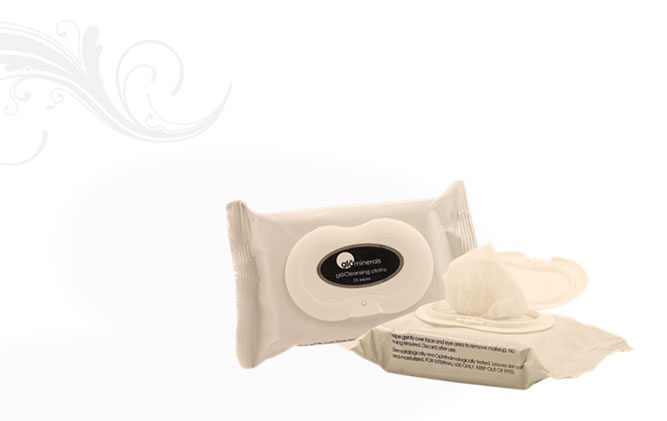GloMinerals gloCleansing Cloths