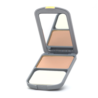 L'Oreal Paris Feel Naturale Light Softening One-Step Compact Makeup