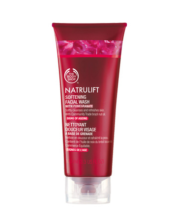 The Body Shop Natrulift Softening Facial Wash