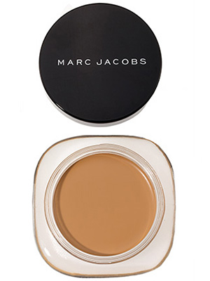 Marc Jacobs Beauty Marvelous Mousse Transformative Foundation