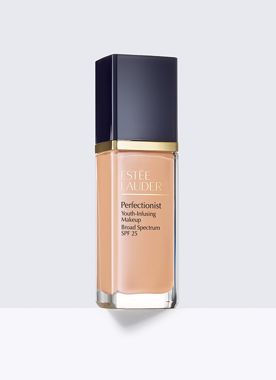 Estee Lauder Perfectionist Youth-Infusing Makeup SPF 25