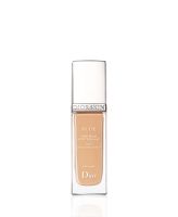 Dior Diorskin Nude Skin-Glowing Makeup SPF 15